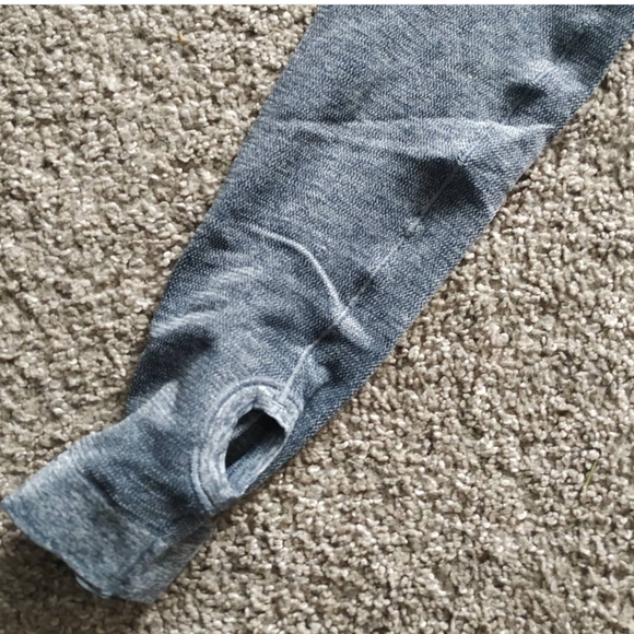 Nike quarter zip pullover - Picture 2 of 2